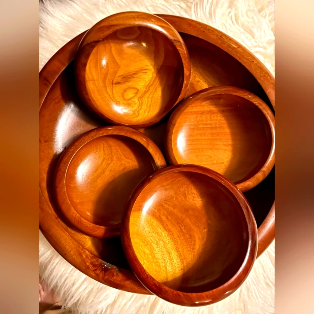 Beautiful Authentic Mahogany Salad Bowl set with 4 smaller bowls